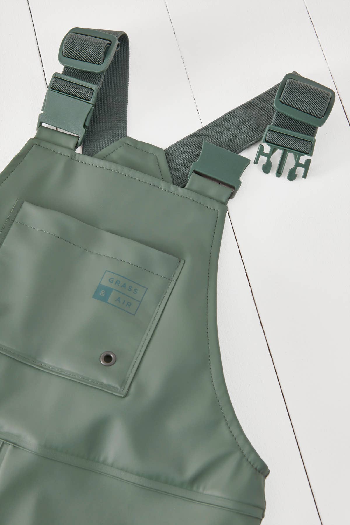 Grass & Air khaki regnbukser detaljer