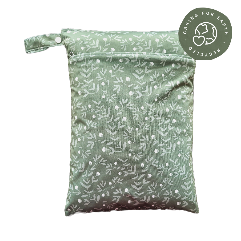 Der schwedische Wald | Wetbag mittel: Hopfenblüten weiß - - MamaMilla