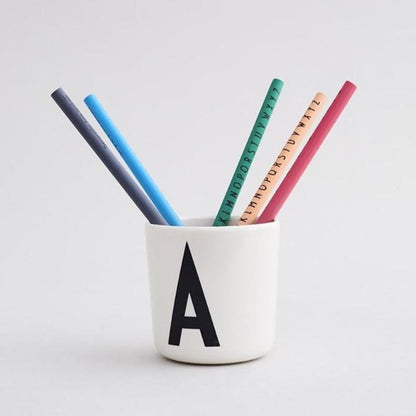 Design Letters Ecozen - Kopp med bokstav - Matservering - MamaMilla